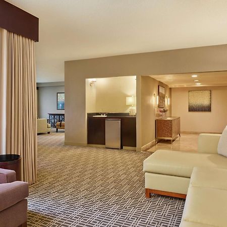 Doubletree By Hilton Houston Intercontinental Airport Hotel Exterior foto