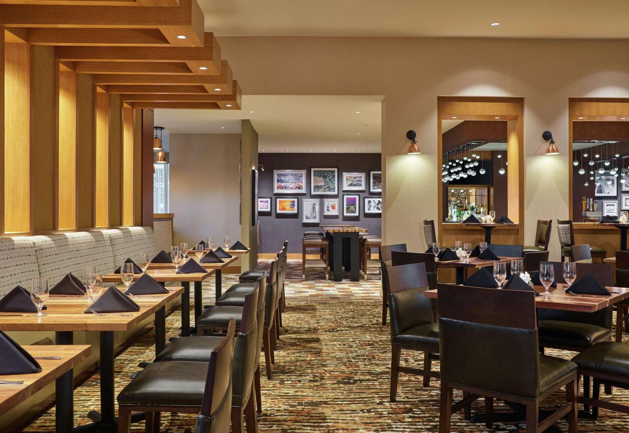 Doubletree By Hilton Houston Intercontinental Airport Hotel Exterior foto