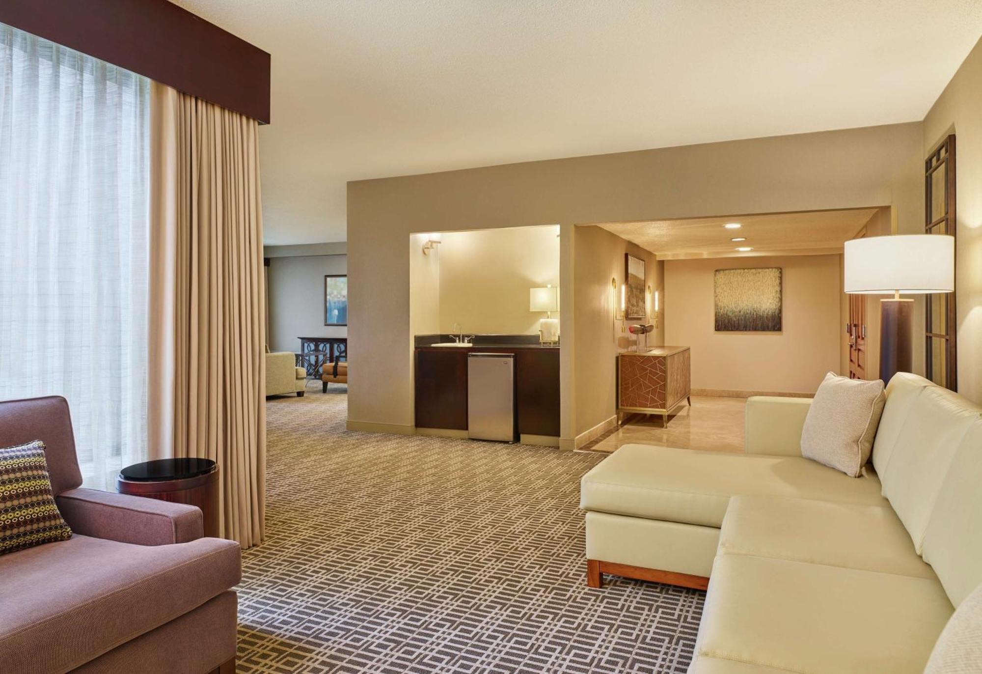 Doubletree By Hilton Houston Intercontinental Airport Hotel Exterior foto